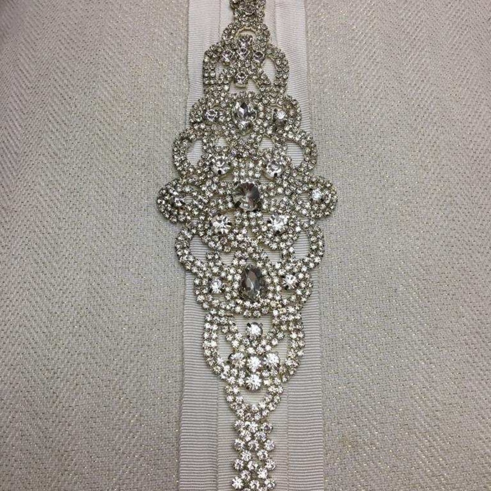 Wedding jewelry belt